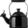 Le Creuset Demi Fluitketel - 1,1 L - Ebbenzwart 2 Le Creuset Demi Fluitketel - 1,1 L - Ebbenzwart -Keuken Pot 1107x1200 11