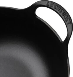 Le Creuset Wokpan / Balti Dish - Mat Zwart - ø 24 Cm / 2.7 Liter - Geëmailleerde Anti-aanbaklaag -Keuken Pot 1134x1200 10