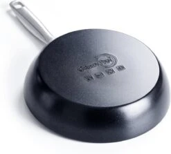 GreenPan Copenhagen Wok Met Extra Handvat 30cm/4.8L 17 GreenPan Copenhagen Wok Met Extra Handvat 30cm/4.8L -Keuken Pot 1200x1085 2