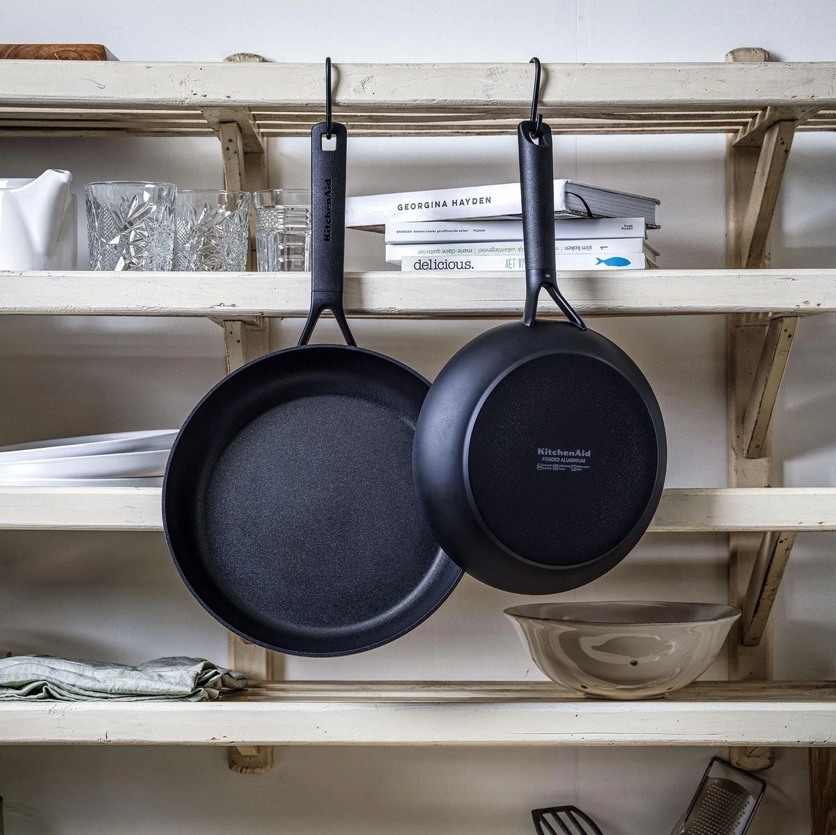 KitchenAid Classic Aluminium koekenpannenset 2-delig ø24+28cm - zwart - inductie KitchenAid Classic Aluminium Koekenpannenset 2-delig ø24+28cm - Zwart - Inductie -Keuken Pot 1200x1199 11