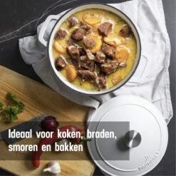 Daumonet Carême Blanc Gietijzeren Braadpan - Sudderpan Wit - Rond - Ø 26 Cm - 4,4 Liter - 100% PFAS & PFOA Vrij - Emaille - Geschikt Voor Alle Warmtebronnen - Elektrisch - Gas - Halogeen - Inductie - Keramisch - Vaatwasserbestendig 5 Daumonet Carême Blanc Gietijzeren Braadpan - Sudderpan Wit - Rond - Ø 26 Cm - 4,4 Liter - 100% PFAS & PFOA Vrij - Emaille - Geschikt Voor Alle Warmtebronnen - Elektrisch - Gas - Halogeen - Inductie - Keramisch - Vaatwasserbestendig -Keuken Pot 1200x1200 1037