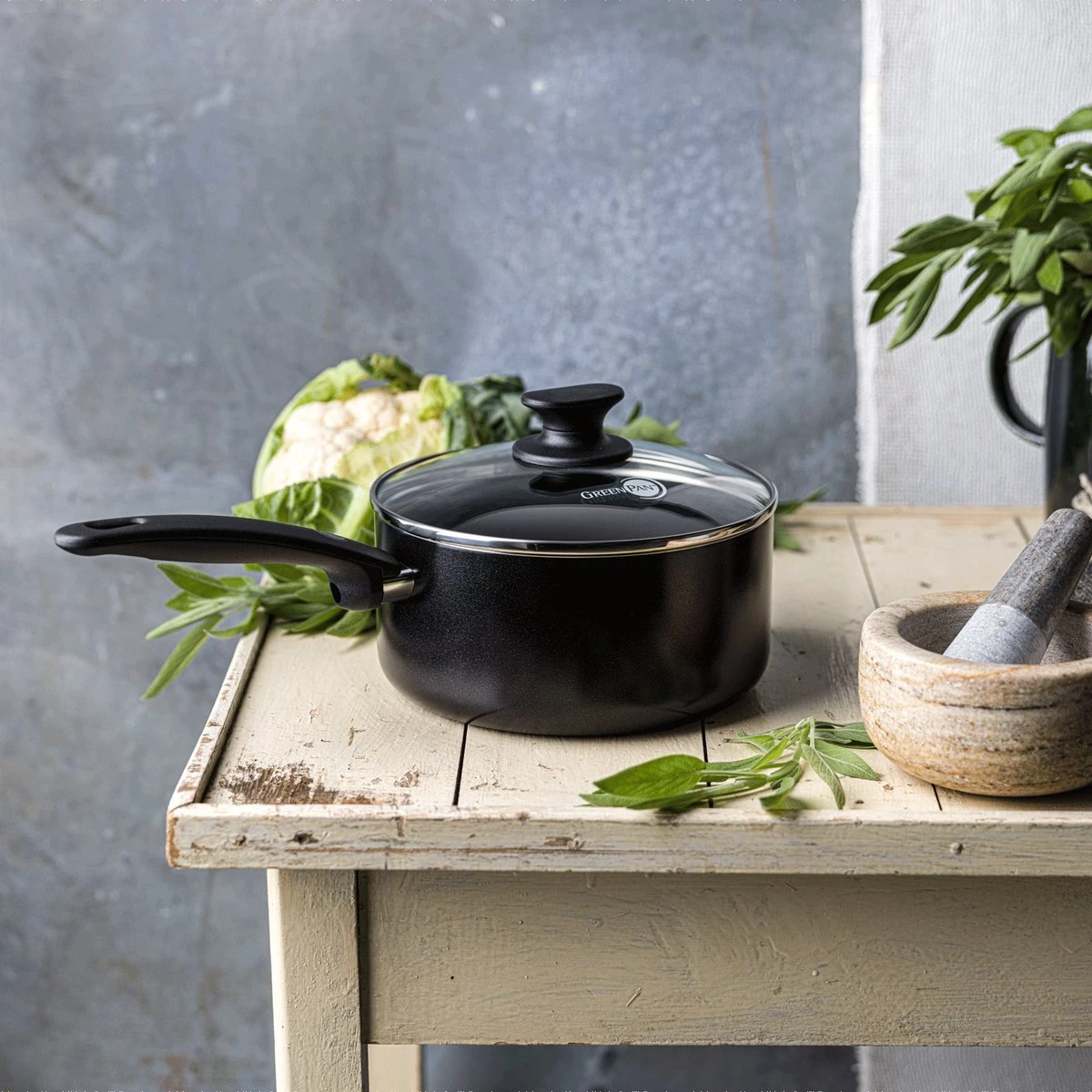 GreenPan Cambridge steelpan 16cm - zwart - inductie - PFAS-vrij GreenPan Cambridge Steelpan 16cm - Zwart - Inductie - PFAS-vrij -Keuken Pot 1200x1200 1248