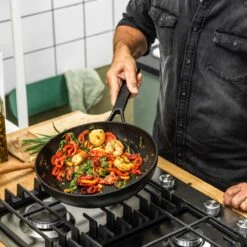 KitchenAid Classic Forged Aluminium Wok ø28cm - Zwart - Inductie - Anti-aanbak -Keuken Pot 1200x1200 1427