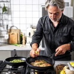 KitchenAid Classic Forged Aluminium Wok ø28cm - Zwart - Inductie - Anti-aanbak -Keuken Pot 1200x1200 1428