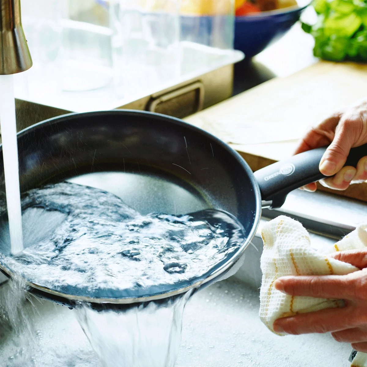 GreenPan Cambridge grillpan 28cm - zwart - inductie - PFAS-vrij GreenPan Cambridge Grillpan 28cm - Zwart - Inductie - PFAS-vrij -Keuken Pot 1200x1200 1661