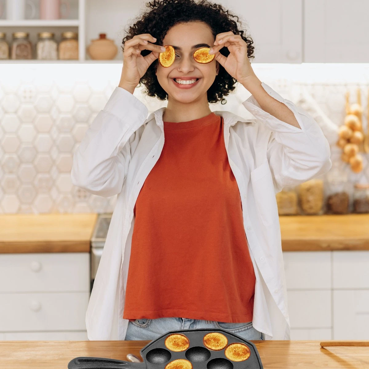 Home&House Poffertjespan set - Zwart - Poffertjesmaker - Inductie - Gas - Poffertjes - Prik Vork - Kwast - Gietijzer - Poffertjesplaat - Poffertjespannen Home&House Poffertjespan Set - Zwart - Poffertjesmaker - Inductie - Gas - Poffertjes - Prik Vork - Kwast - Gietijzer - Poffertjesplaat - Poffertjespannen -Keuken Pot 1200x1200 211