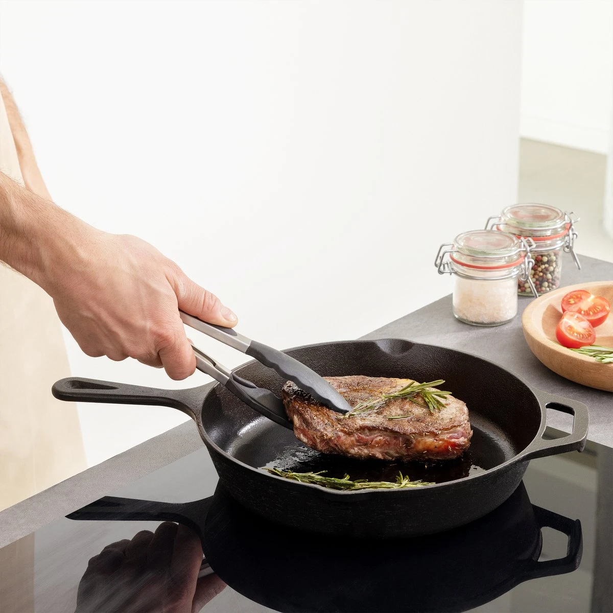 Navaris gietijzeren koekenpan - Braadpan van gietijzer - Ronde skillet - Geschikt voor alle warmtebronnen - Ø 30 cm - Ovenbestendig tot 260 graden Navaris Gietijzeren Koekenpan - Braadpan Van Gietijzer - Ronde Skillet - Geschikt Voor Alle Warmtebronnen - Ø 30 Cm - Ovenbestendig Tot 260 Graden -Keuken Pot 1200x1200 267