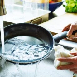 GreenPan Cambridge Koekenpan 26cm - Zwart - Inductie - PFAS-vrij 17 GreenPan Cambridge Koekenpan 26cm - Zwart - Inductie - PFAS-vrij -Keuken Pot 1200x1200 397