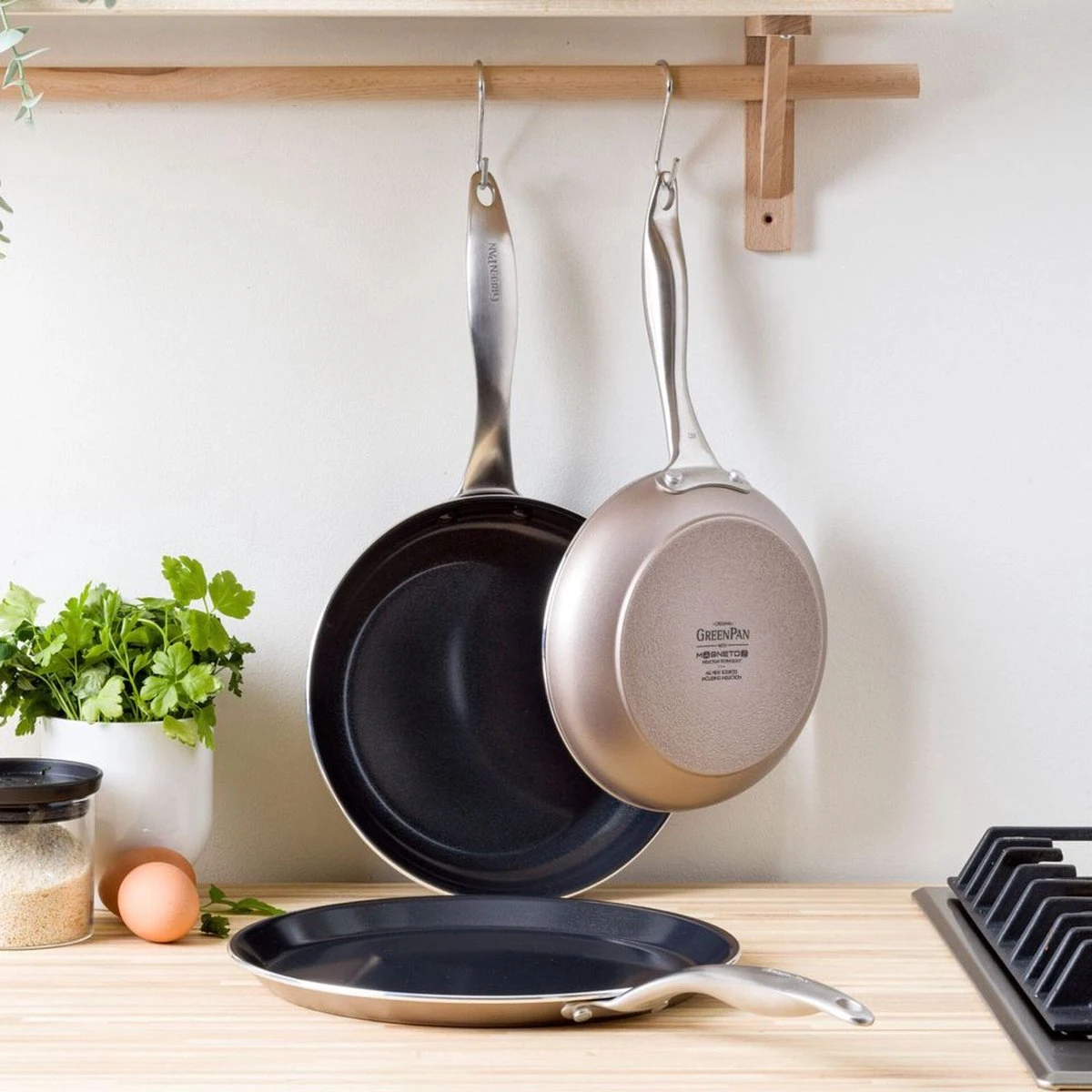 GreenPan Koekenpan - Royal Bronze - ø 20 cm - Keramische anti-aanbaklaag GreenPan Koekenpan - Royal Bronze - ø 20 Cm - Keramische Anti-aanbaklaag -Keuken Pot 1200x1200 496