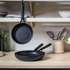 KitchenAid Classic Aluminium Koekenpannenset 3-delig ø20+24+28cm - Zwart - Inductie -Keuken Pot 1200x1200 563