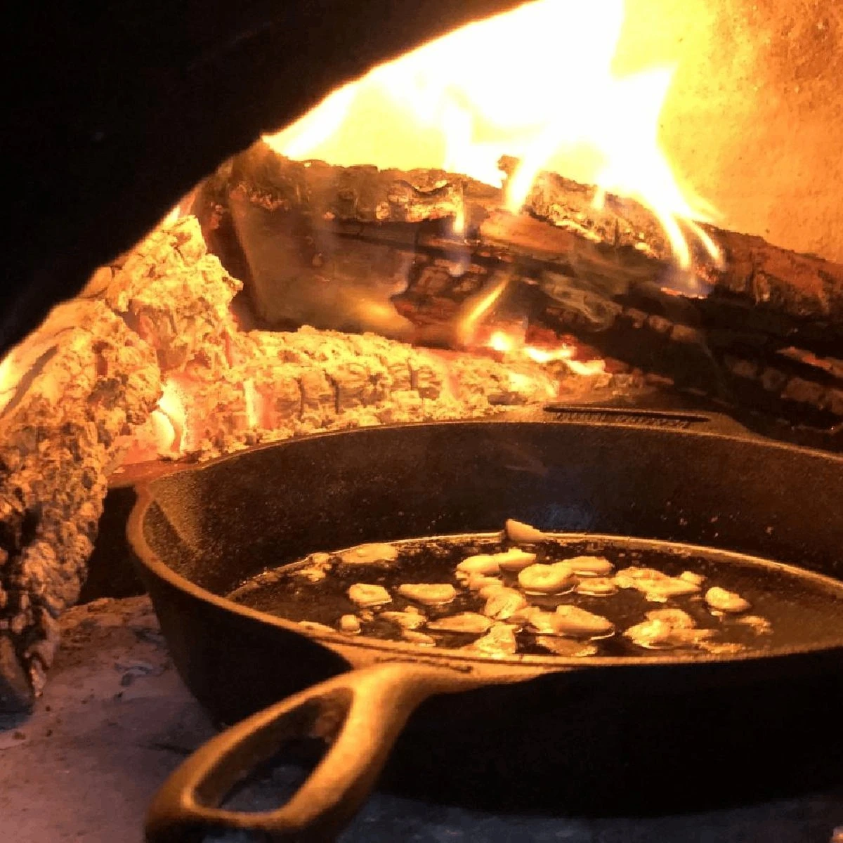 Valhal Outdoor Skillet / Koekenpan met steel - gietijzer, diameter 30cm - VH30 Valhal Outdoor Skillet / Koekenpan Met Steel - Gietijzer, Diameter 30cm - VH30 -Keuken Pot 1200x1200 636