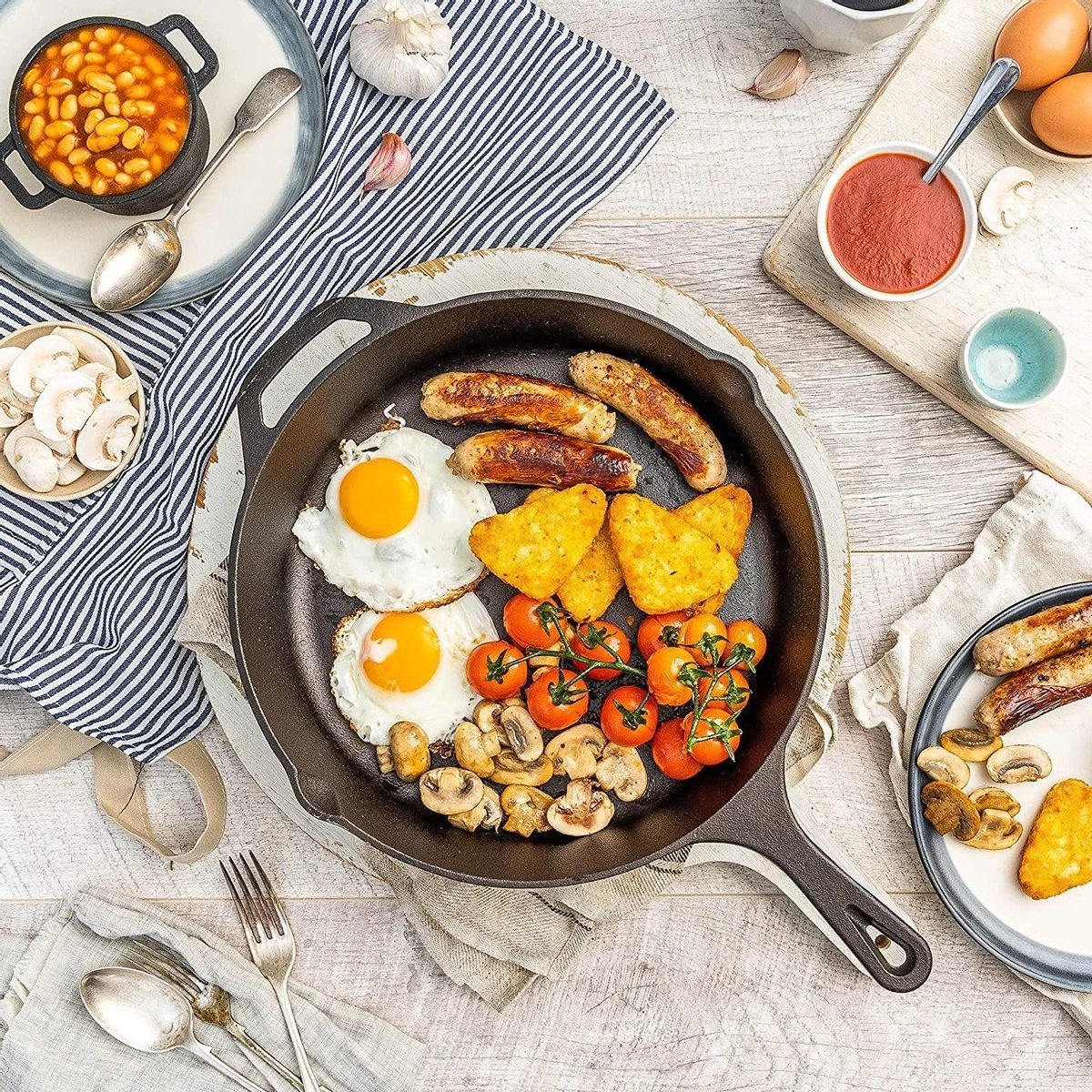 Nuovva Cast Iron Skillet / Gietijzeren pan - 32cm Nuovva Cast Iron Skillet / Gietijzeren Pan - 32cm -Keuken Pot 1200x1200 638