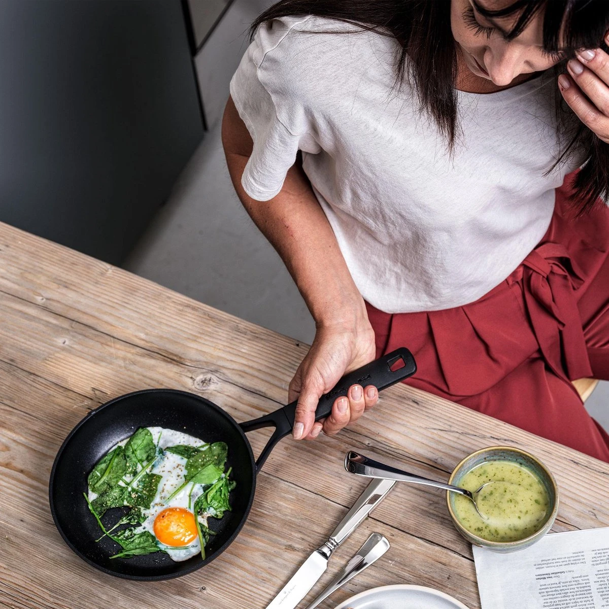 KitchenAid Classic Aluminium koekenpannenset 2-delig ø24+28cm - zwart - inductie KitchenAid Classic Aluminium Koekenpannenset 2-delig ø24+28cm - Zwart - Inductie -Keuken Pot 1200x1200 736