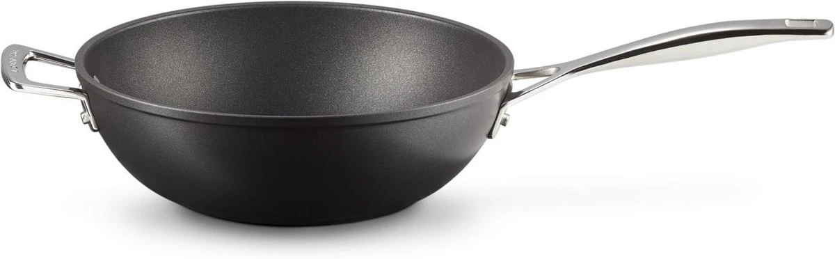 Le Creuset Wokpan - met steel - Les Forgées TNS - ø 26 cm / 3.4 Liter - Standaard anti-aanbaklaag Le Creuset Wokpan - Met Steel - Les Forgées TNS - ø 26 Cm / 3.4 Liter - Standaard Anti-aanbaklaag -Keuken Pot