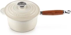 Le Creuset Steelpan - Met Deksel - Tradition - Meringue - ø 18 Cm / 1.8 Liter -Keuken Pot 1200x594 3