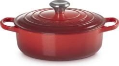 Le Creuset - Gietijzeren - Lage Braadpan - 24cm - Kersenrood 3 Le Creuset - Gietijzeren - Lage Braadpan - 24cm - Kersenrood -Keuken Pot 1200x662 1