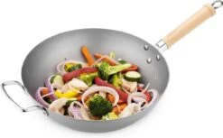 Navaris Grote Wokpan Geschikt Voor Inductie - Koolstofstalen Wok Met Twee Handvaten - Carbon Steel Wok 30 Cm Diameter - Voor Roerbak- En Wokgerechten -Keuken Pot 1200x743 6