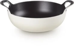 Le Creuset Gietijzeren Balti-pan In Meringue 24 Cm 2,7l -Keuken Pot 1200x747 3
