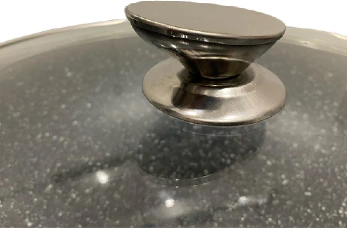 Kookkunst Holland wokpan met glazen deksel Ø 32 cm - inductie - PFOA vrij Kookkunst Holland Wokpan Met Glazen Deksel Ø 32 Cm - Inductie - PFOA Vrij -Keuken Pot 1200x787 2