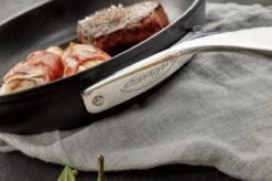 Demeyere Alu Pro Dura Glide Koekenpan - Ø 24 & Ø 28cm - Titanium -Keuken Pot 1200x799 31