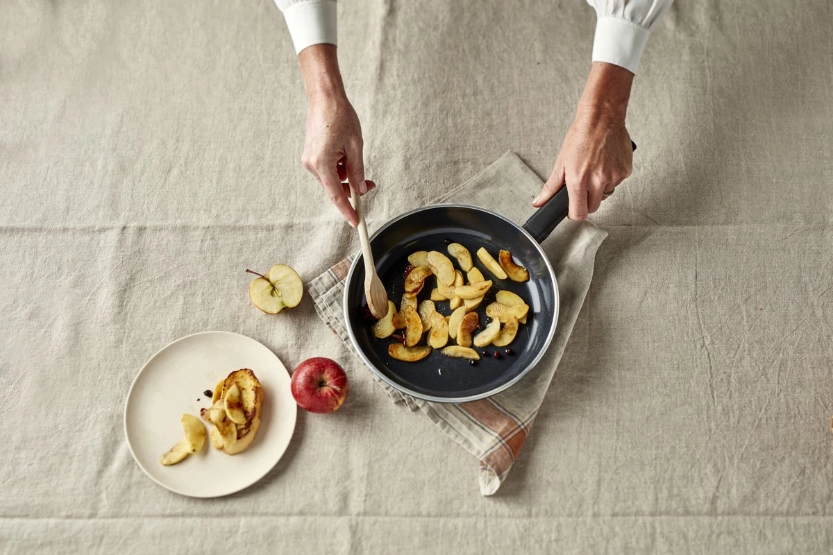 Demeyere Alu Cosi 3 Koekenpan - Ceraforce - 24 cm - PTFE-vrij Demeyere Alu Cosi 3 Koekenpan - Ceraforce - 24 Cm - PTFE-vrij -Keuken Pot 1200x800 119