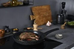 Tefal Intensity Koekenpan - Ø 28 Cm 7 Tefal Intensity Koekenpan - Ø 28 Cm -Keuken Pot 1200x800 175