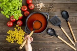 Smile 10-Delige Pannenset - Anti Aanbaklaag - Vaatwasser Bestendig - Zwart - MGK-17 9 Smile 10-Delige Pannenset - Anti Aanbaklaag - Vaatwasser Bestendig - Zwart - MGK-17 -Keuken Pot 1200x800 265