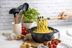 Smile 10-Delige Pannenset - Anti Aanbaklaag - Vaatwasser Bestendig - Zwart - MGK-17 12 Smile 10-Delige Pannenset - Anti Aanbaklaag - Vaatwasser Bestendig - Zwart - MGK-17 -Keuken Pot 1200x800 266