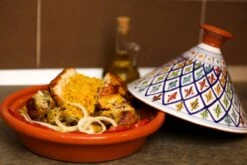 CRAFLAIR ~ Tajine ~ Ø 30 Cm ~ Geschikt Voor Inductie - Adapter ~ Handgemaakt ~ Geglazuurd Keramiek -Keuken Pot 1200x800 295