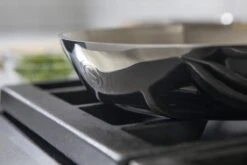 Saveur Selects Voyage Series - Triply RVS Koekenpannenset Inductie - 20cm - 25cm - Anti Aanbak - Levenslange Garantie - Luxe Pannenset 4 Saveur Selects Voyage Series - Triply RVS Koekenpannenset Inductie - 20cm - 25cm - Anti Aanbak - Levenslange Garantie - Luxe Pannenset -Keuken Pot 1200x800 59