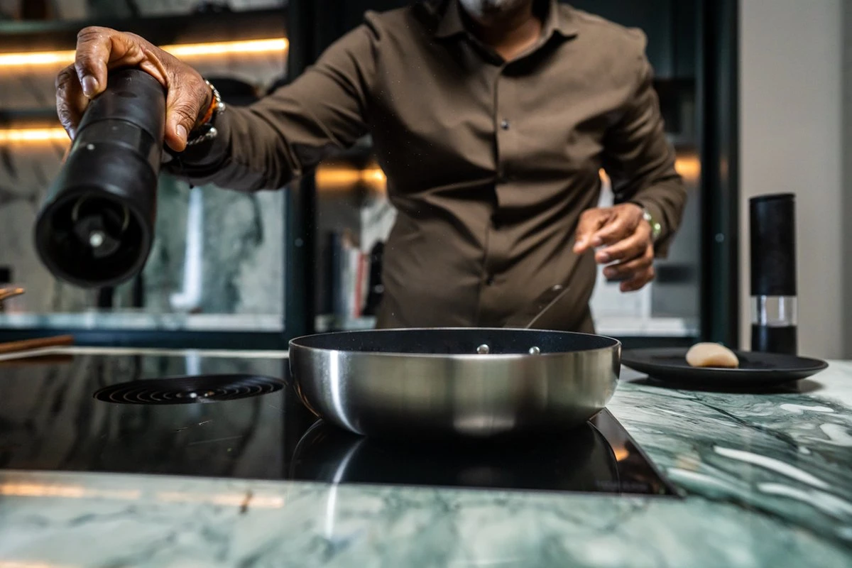 Soenil by ISENVI - Koekenpan inductie - 28 CM - keramische pan - RVS handgreep Soenil By ISENVI - Koekenpan Inductie - 28 CM - Keramische Pan - RVS Handgreep -Keuken Pot 1200x800 83