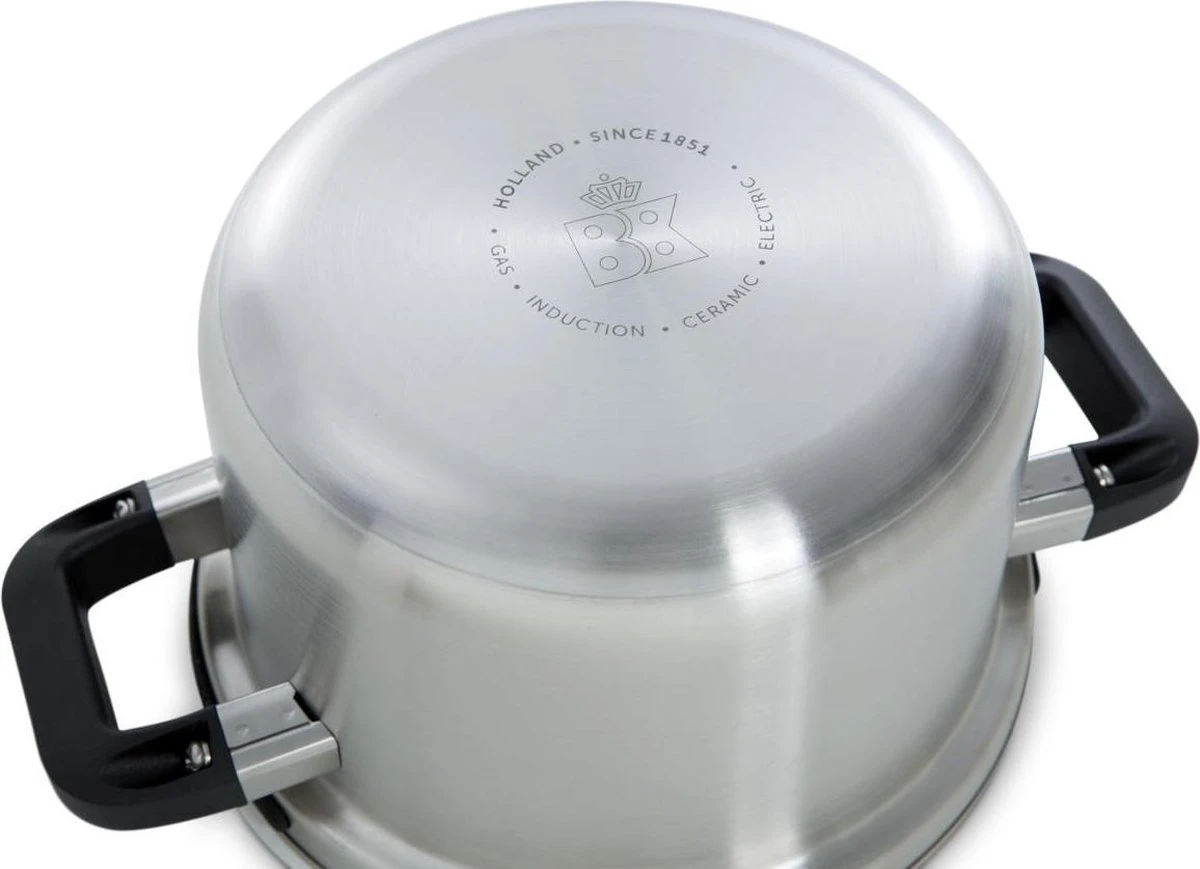 BK Flow Cool Pannenset - 4-delig – RVS deksels - Veilig afgietsysteem - geschikt voor alle warmtebronnen BK Flow Cool Pannenset - 4-delig – RVS Deksels - Veilig Afgietsysteem - Geschikt Voor Alle Warmtebronnen -Keuken Pot