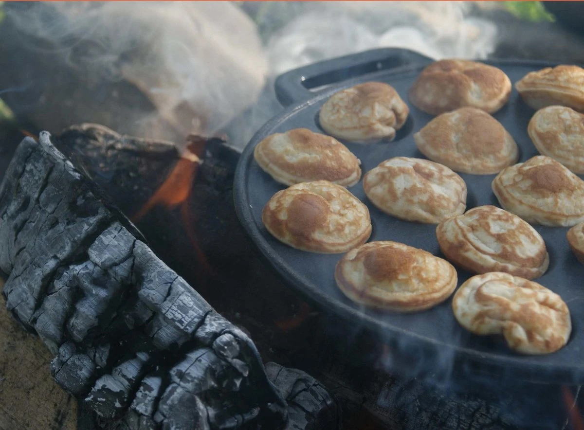 The Windmill Poffertjespan 30 Cm Gietijzer 2,3 Kg Zwart The Windmill Poffertjespan 30 Cm Gietijzer 2,3 Kg Zwart -Keuken Pot