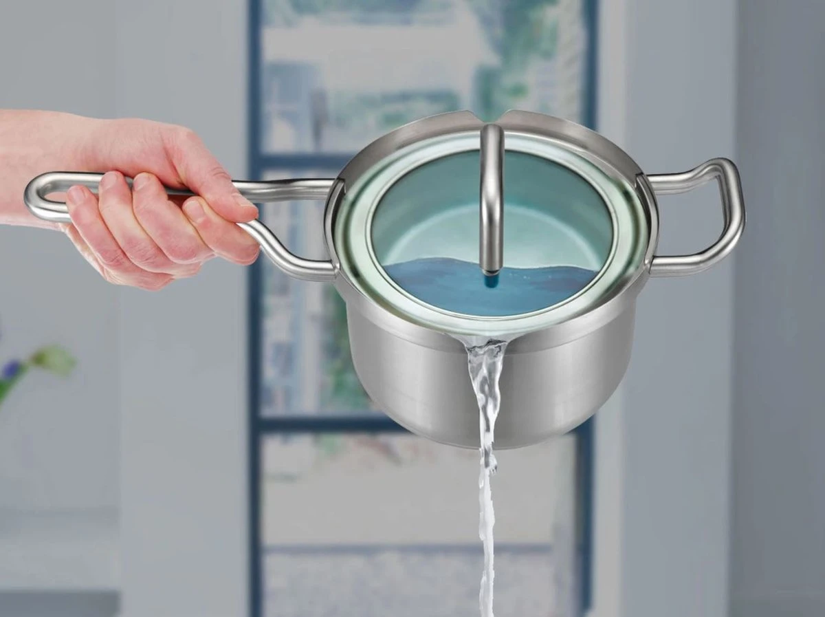 BK Q-linair Master Glas pannenset - 5-delig - glazen deksel - veilig afgietsysteem - inductie BK Q-linair Master Glas Pannenset - 5-delig - Glazen Deksel - Veilig Afgietsysteem - Inductie -Keuken Pot