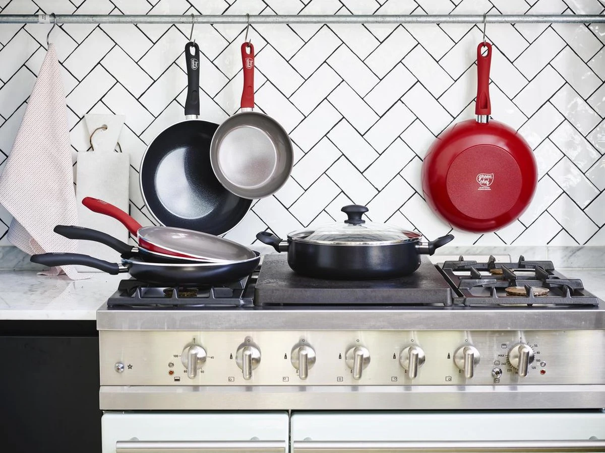 GreenChef Diamond koekenpan 20cm - zwart - inductie - PFAS-vrij GreenChef Diamond Koekenpan 20cm - Zwart - Inductie - PFAS-vrij -Keuken Pot 1200x899 30