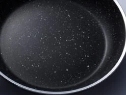 Sola Wokpan Stonehenge - Ø 28 Cm - Zwart/wit - Aluminium - Antiaanbaklaag -Keuken Pot 1200x906 30