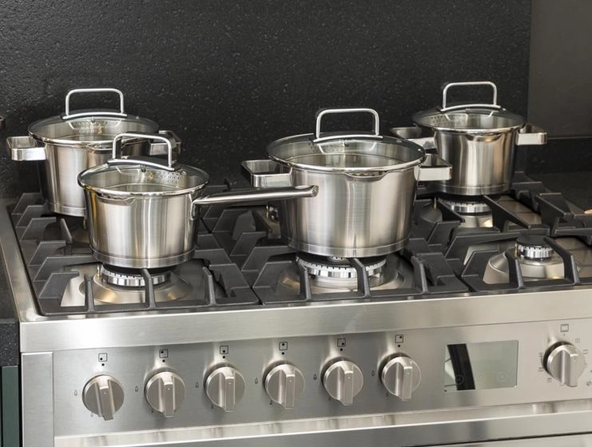 Sola Pannenset Diamond - 4 delig - Ø 16,16,18,20 cm - Zilver - RVS - Sandwichbodem Sola Pannenset Diamond - 4 Delig - Ø 16,16,18,20 Cm - Zilver - RVS - Sandwichbodem -Keuken Pot 1200x906 6