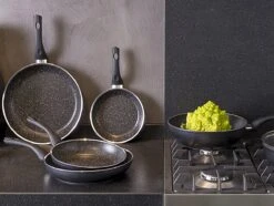 Sola Koekenpan Stonehenge - Ø 30 Cm - Zwart/wit - Aluminium - Antiaanbaklaag -Keuken Pot 1200x906 8