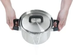 BK Flow Cool Pannenset - 4-delig – RVS Deksels - Veilig Afgietsysteem - Geschikt Voor Alle Warmtebronnen 10 BK Flow Cool Pannenset - 4-delig – RVS Deksels - Veilig Afgietsysteem - Geschikt Voor Alle Warmtebronnen -Keuken Pot 1200x912
