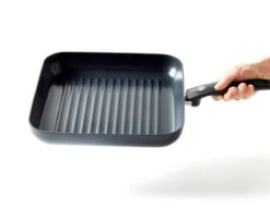 GreenPan Cambridge Grillpan 28cm - Zwart - Inductie - PFAS-vrij 5 GreenPan Cambridge Grillpan 28cm - Zwart - Inductie - PFAS-vrij -Keuken Pot 1200x926 91