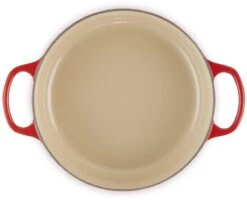 Le Creuset - Gietijzeren - Lage Braadpan - 24cm - Kersenrood 9 Le Creuset - Gietijzeren - Lage Braadpan - 24cm - Kersenrood -Keuken Pot 1200x971 1