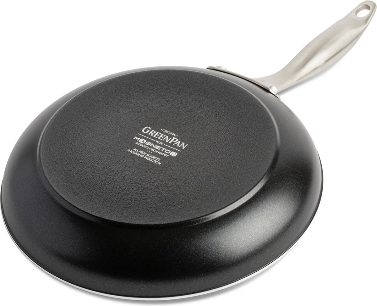 GreenPan Koekenpan - Royal Black - ø 28 cm - Keramische anti-aanbaklaag GreenPan Koekenpan - Royal Black - ø 28 Cm - Keramische Anti-aanbaklaag -Keuken Pot 1200x973 2