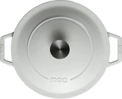 MOA Gietijzeren Braadpan - Inhoud 5,7 Liter - 26CM - Rond - Alle Warmtebronnen - Ook Voor Inductie - Gewicht 5,8 Kg - Wit - C26W -Keuken Pot 1200x981
