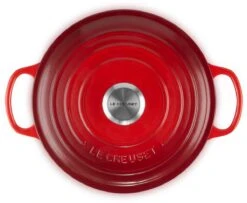 Le Creuset - Gietijzeren - Lage Braadpan - 24cm - Kersenrood 5 Le Creuset - Gietijzeren - Lage Braadpan - 24cm - Kersenrood -Keuken Pot 1200x988 2