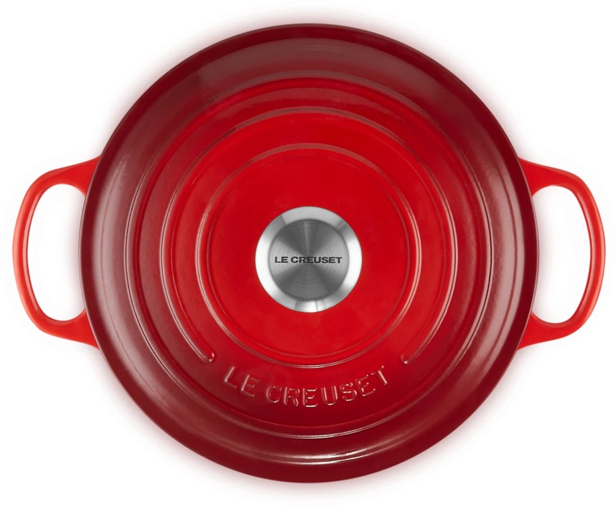 Le Creuset - Gietijzeren - Lage Braadpan - 24cm - Kersenrood Le Creuset - Gietijzeren - Lage Braadpan - 24cm - Kersenrood -Keuken Pot 1200x988 2