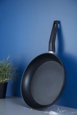 DAY Koekenpan - Ø32CM - Dubbele Antiaanbaklaag -Keuken Pot 797x1200