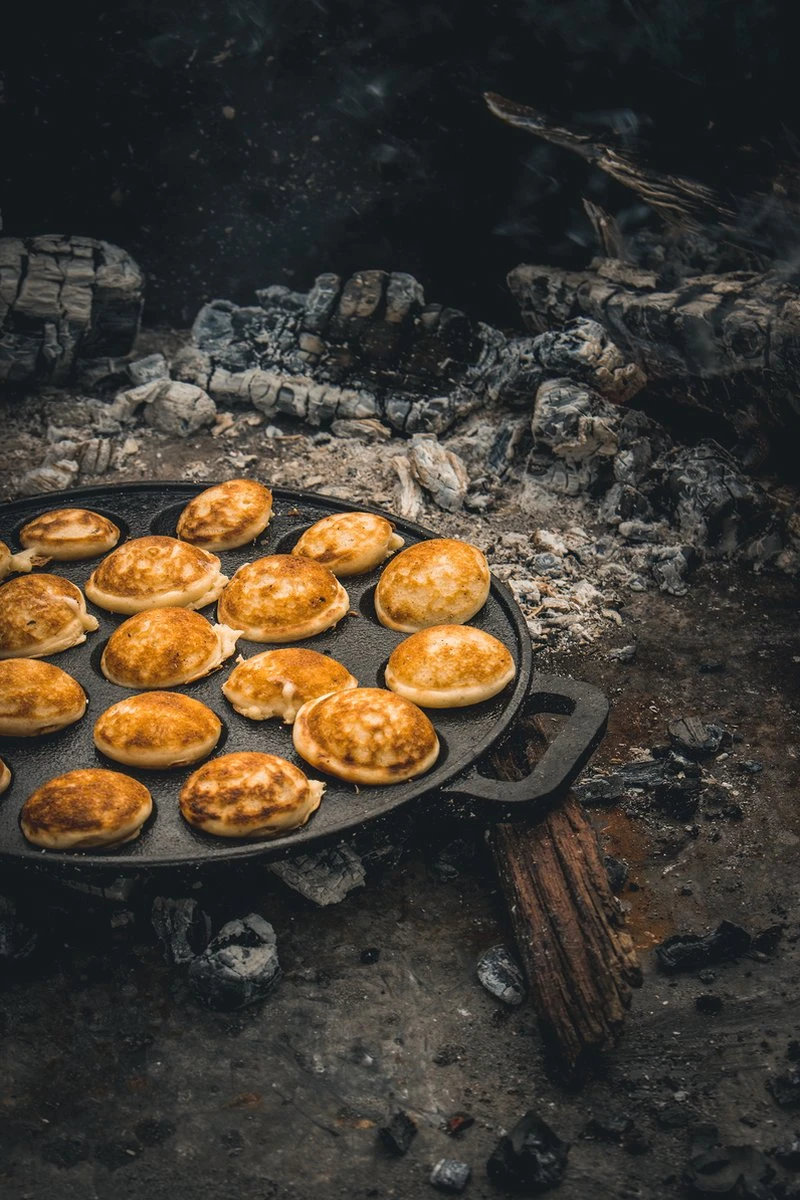 The Windmill Poffertjespan 30 Cm Gietijzer 2,3 Kg Zwart The Windmill Poffertjespan 30 Cm Gietijzer 2,3 Kg Zwart -Keuken Pot 800x1200 3