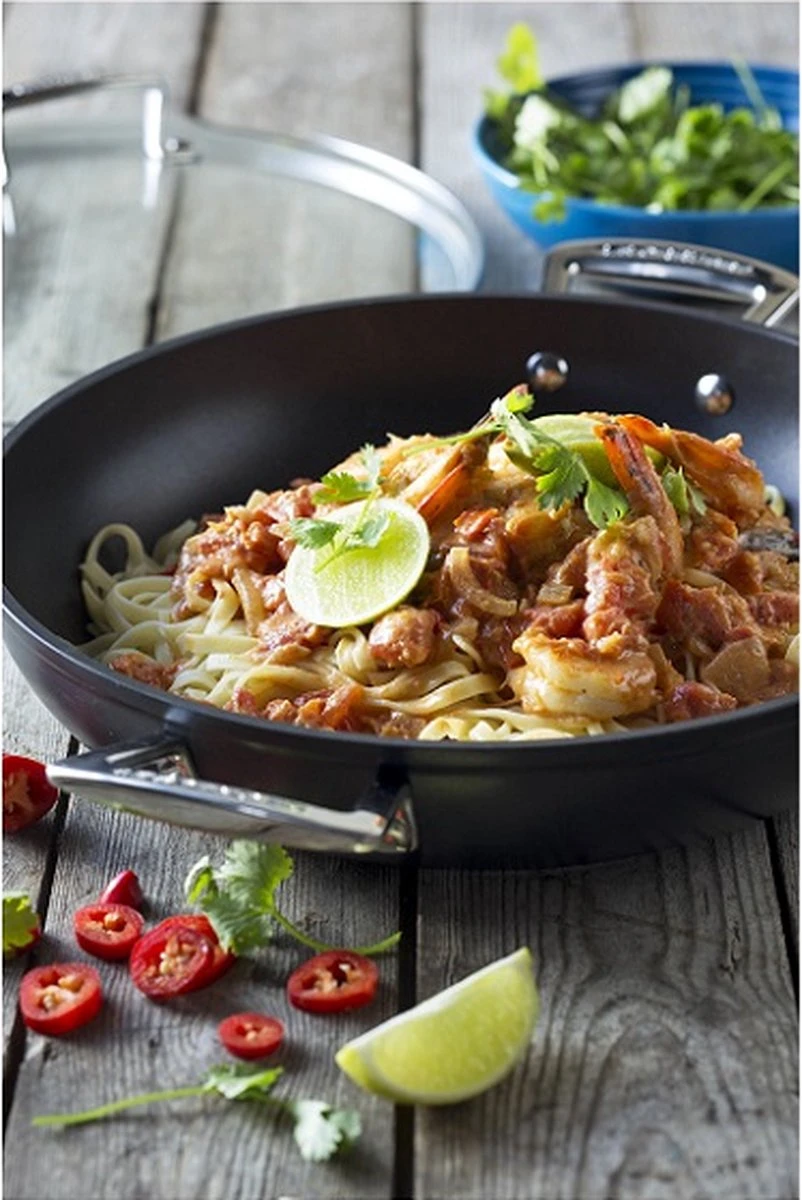 LE CREUSET - Les Forgees - Sauteerpan 2 grepen 28cm 3,2L LE CREUSET - Les Forgees - Sauteerpan 2 Grepen 28cm 3,2L -Keuken Pot 802x1200 3