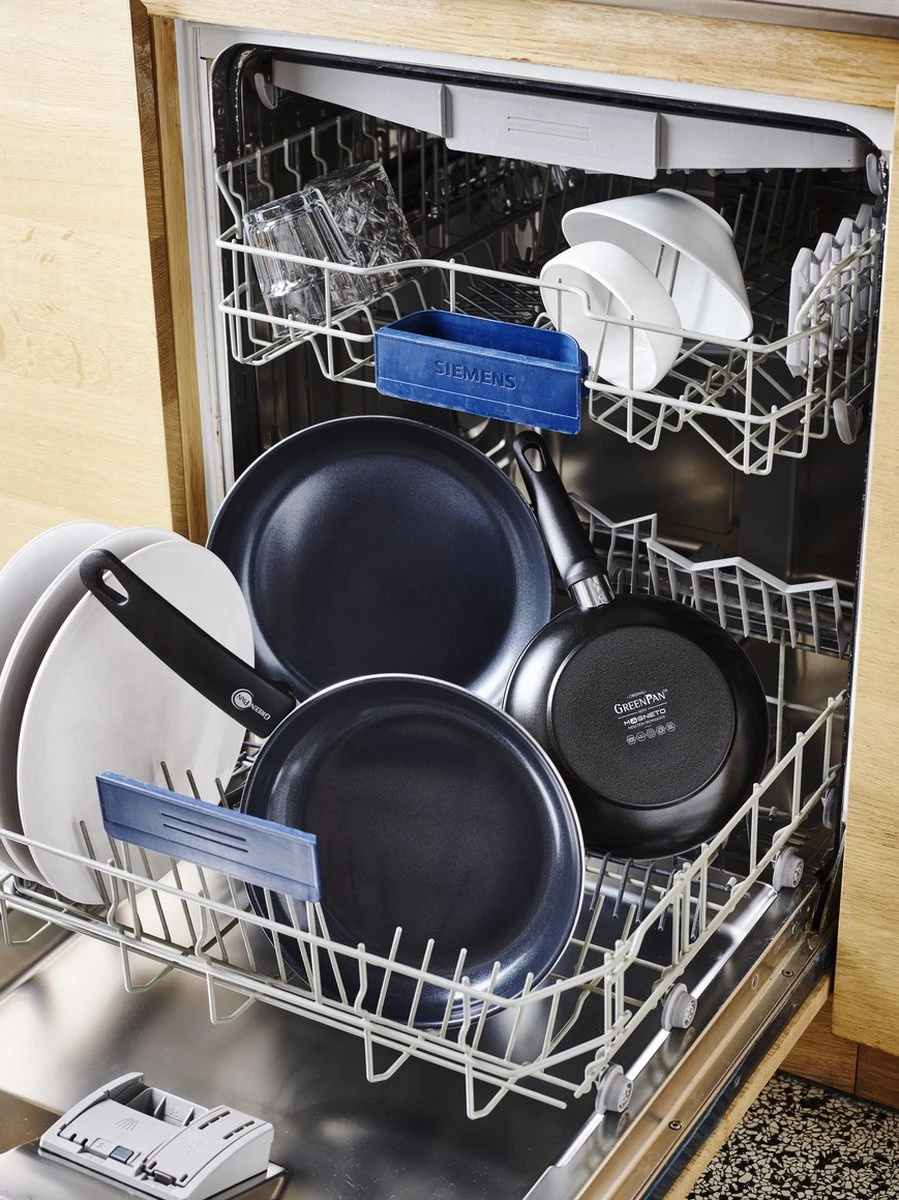 GreenPan Cambridge koekenpannenset Ø 24cm + Ø 28cm - zwart - inductie - PFAS-vrij GreenPan Cambridge Koekenpannenset Ø 24cm + Ø 28cm - Zwart - Inductie - PFAS-vrij -Keuken Pot 899x1200 9